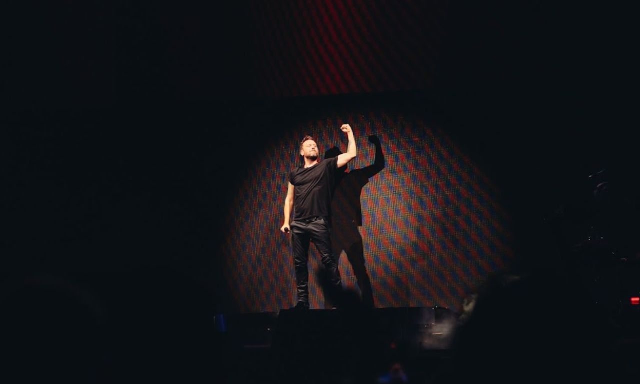 Cesare Cremonini Incanta Roma: Gran Finale all’Olimpico e Grande Ritorno al Circo Massimo nel 2026