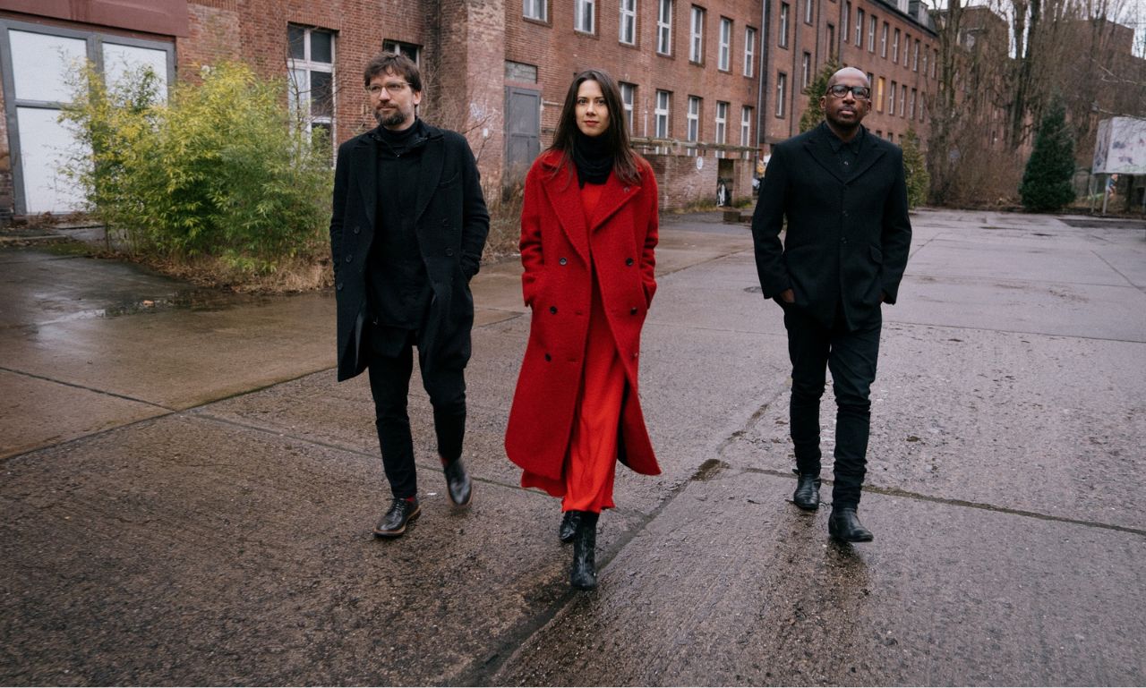 Olivia Trummer trio