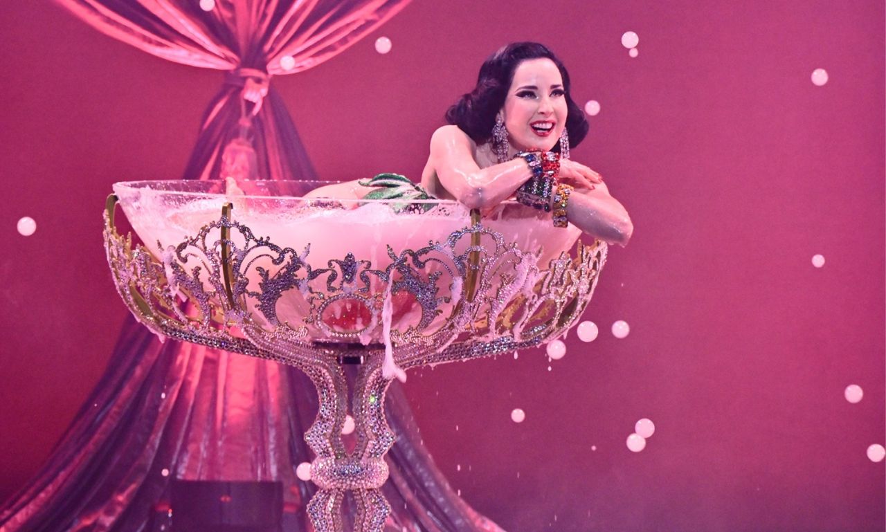 Dita von Teese - Nocturnelle